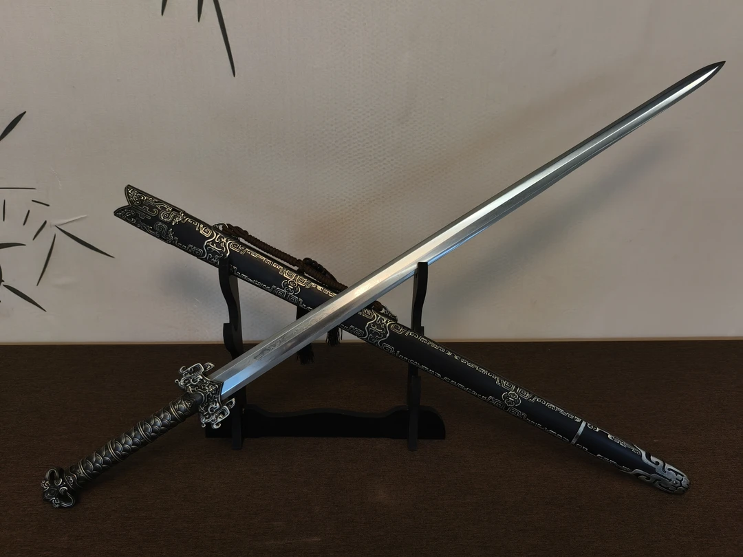 蒋丽华大师 黑檀木 白铜装具 夏泊剑