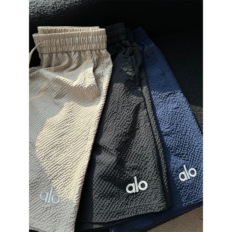 藏青色泡泡纱速干运动短裤男夏季薄款外穿沙滩五分裤冰丝健身裤子