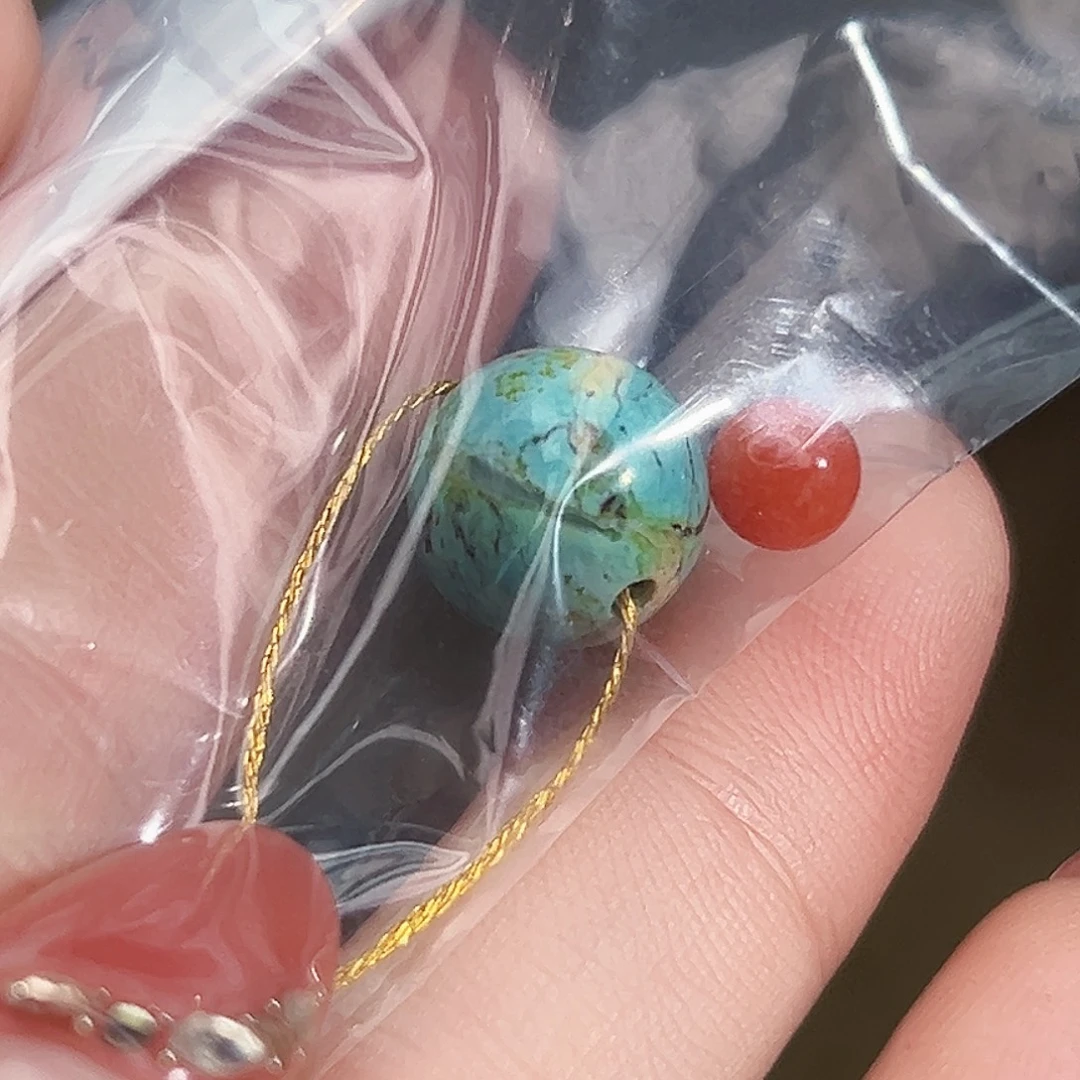 南红玛瑙未镶嵌珠宝奇石