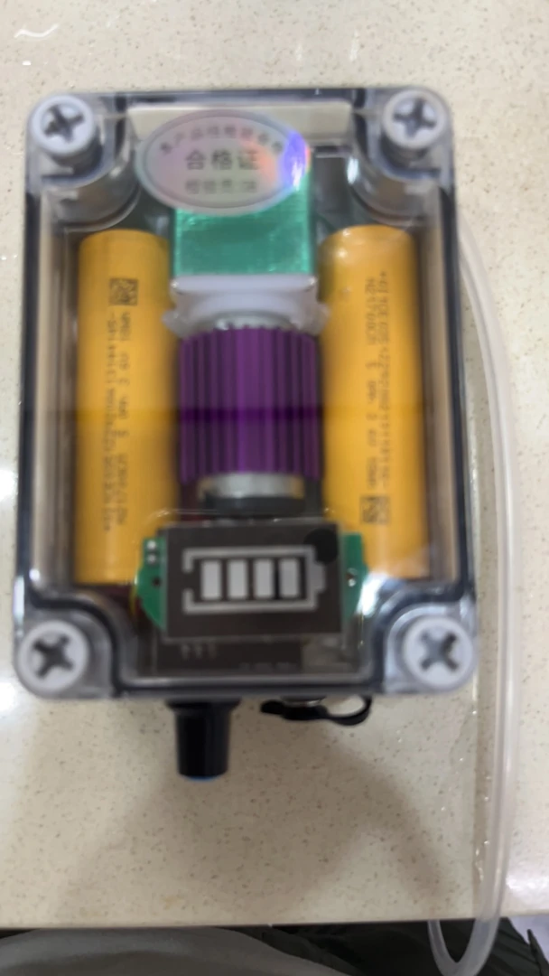 无刷电机两用增氧泵，气量大，待机久，便携带，超静音