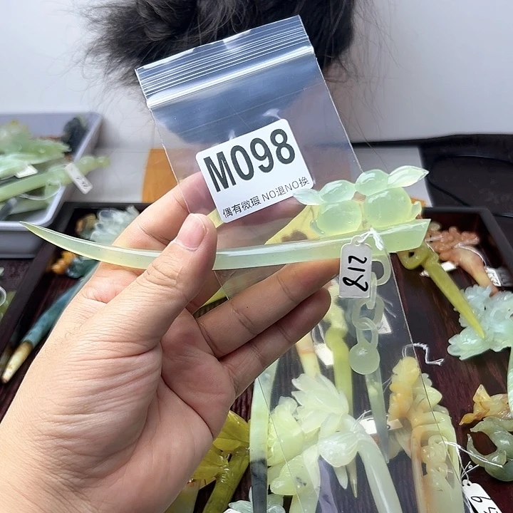 蛇纹石玉发饰合金爱****儿