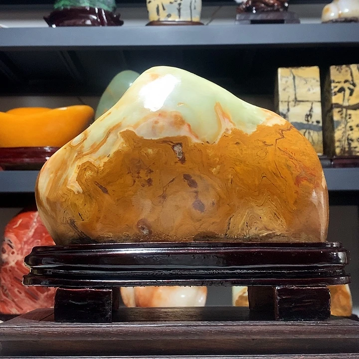 石材宽25厘米高20厘米
