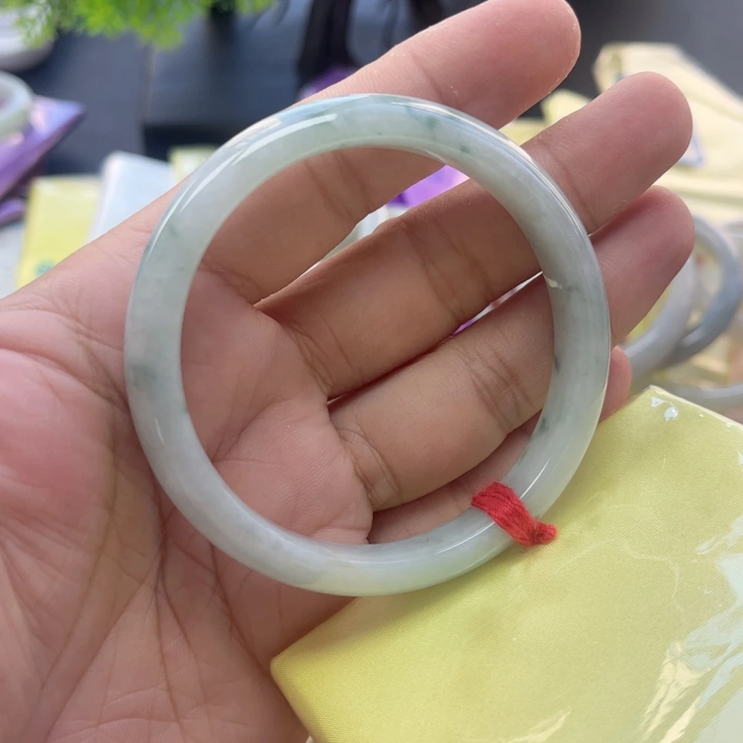 未镶嵌手镯翡翠56冰飘花