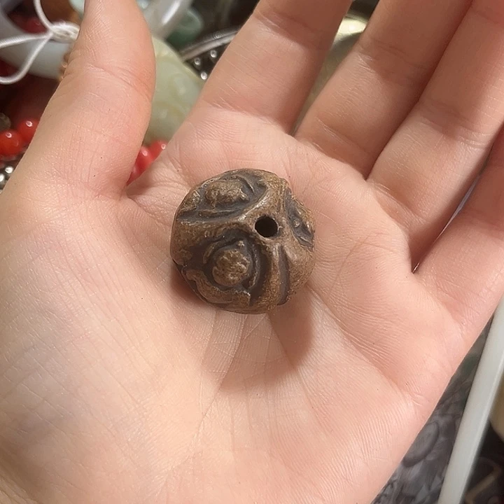 花***鱼瓷片在这个充满着未知危险