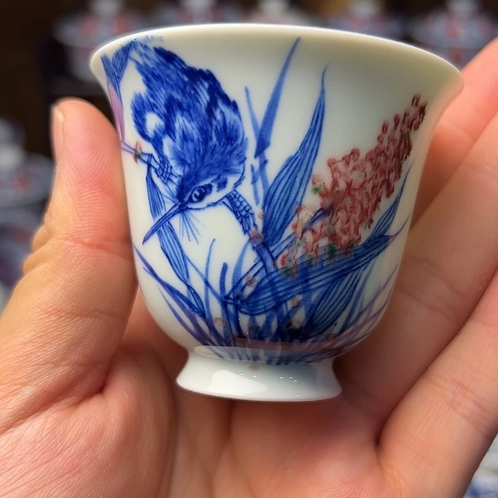 青花釉里红铃铛杯