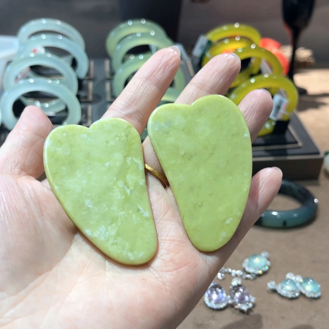 岫玉手镯未镶嵌手镯