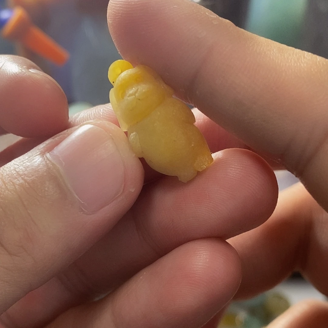 定制翡翠未镶嵌抛光