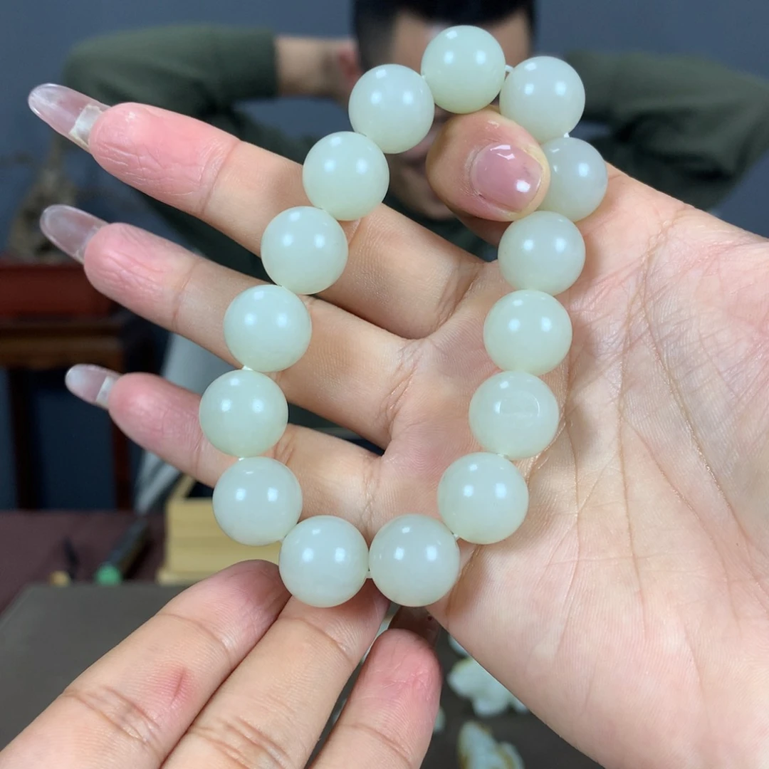 和田玉手串未镶嵌江****清