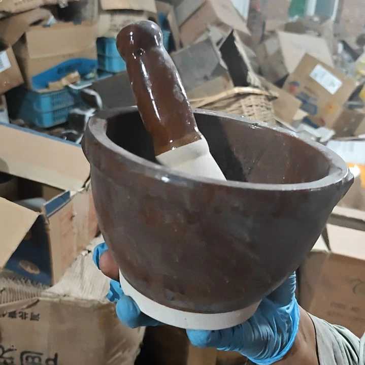摆件陶瓷盘子碗啥都有
