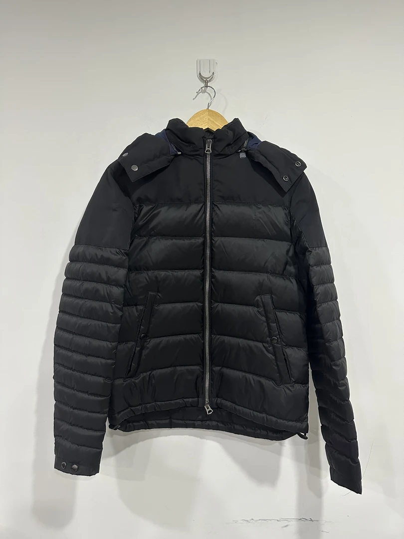 99新 BURBERRY/博柏利 Burberry 格纹连帽羽绒服 s 试穿成色