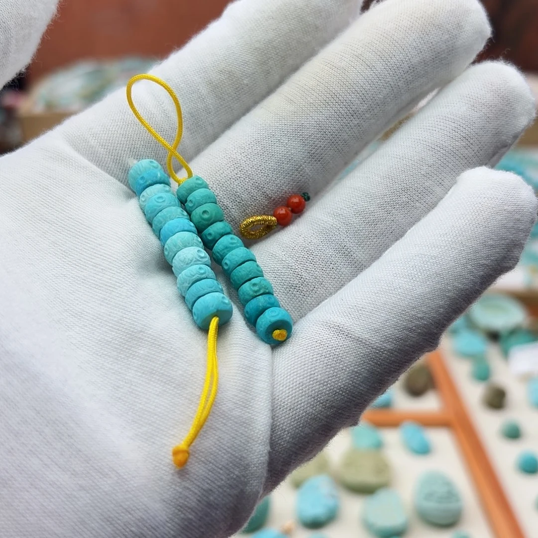 春****南红玛瑙未镶嵌珠宝奇石