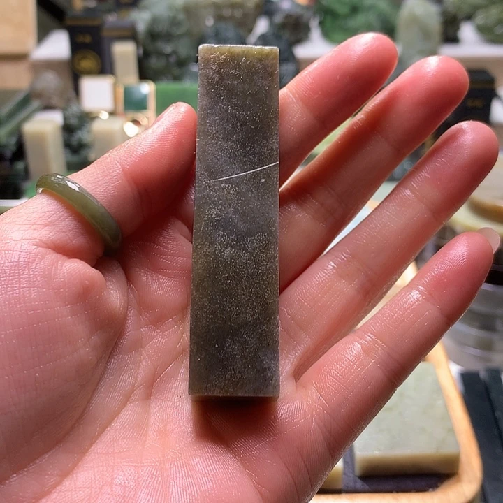 和田玉未镶嵌珠宝半成品