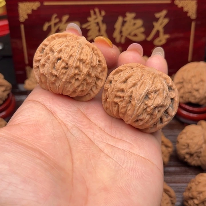 文玩核桃吊坠赵闷