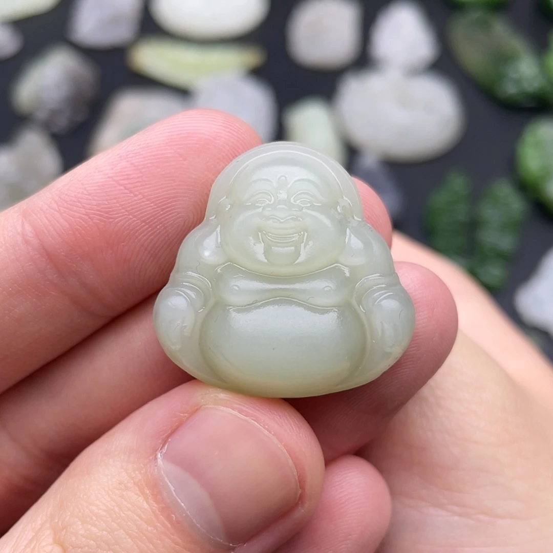 【闪购商品】颈饰未镶嵌和田玉