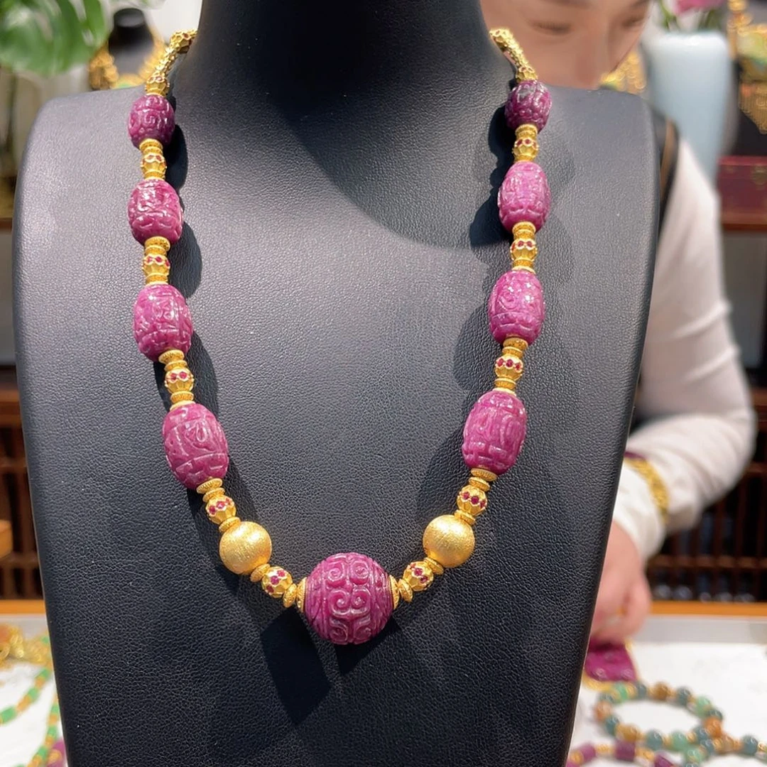 锦纶铁合金吊坠项链红宝