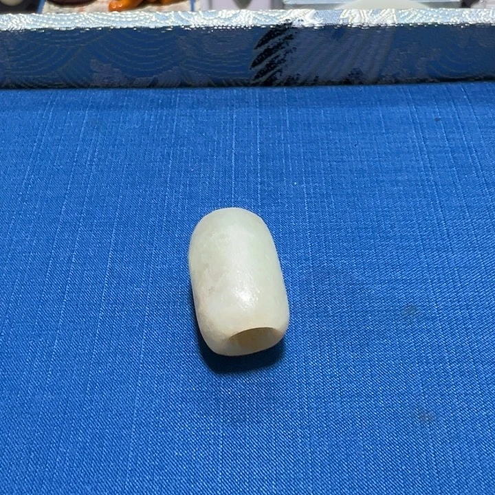 和田玉（糖玉）未镶嵌挂件随机发货