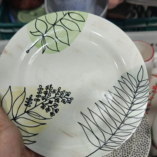 壹***）瓷片陶瓷餐具杯碗盘微瑕介意慎拍满15.9元包邮