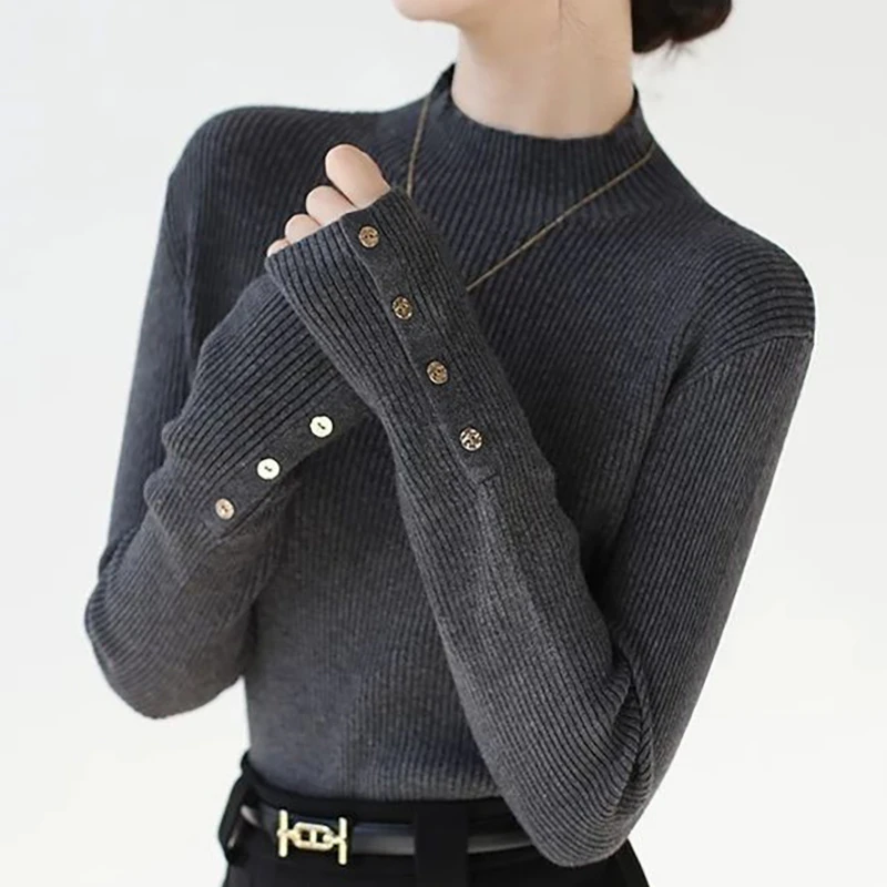 简约袖口纽扣半高领针织衫女秋冬新款气质坑条显瘦内搭毛衣打底衫