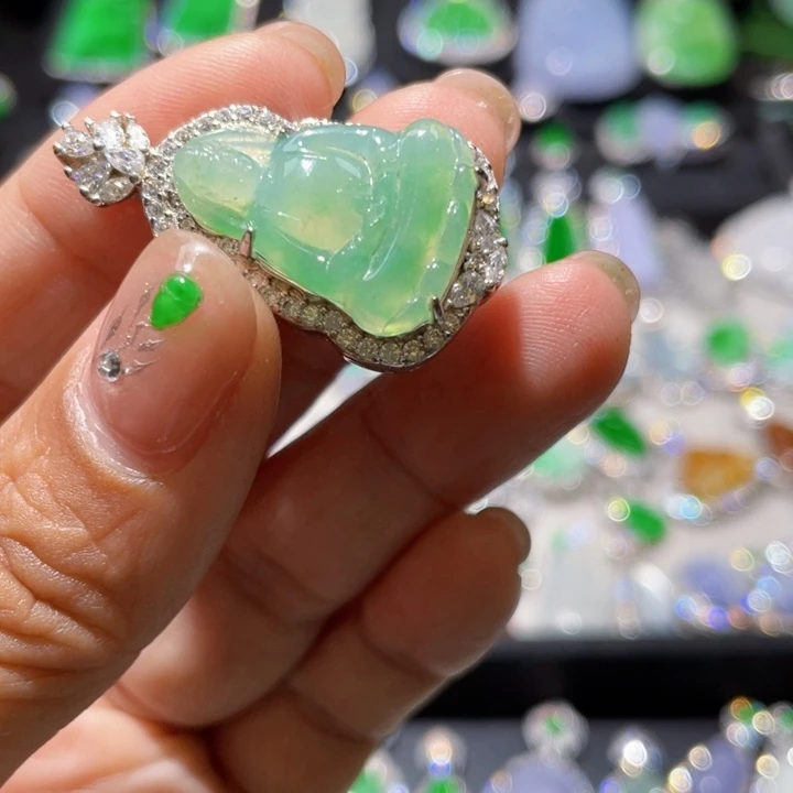 颈饰银S925镶嵌翡翠