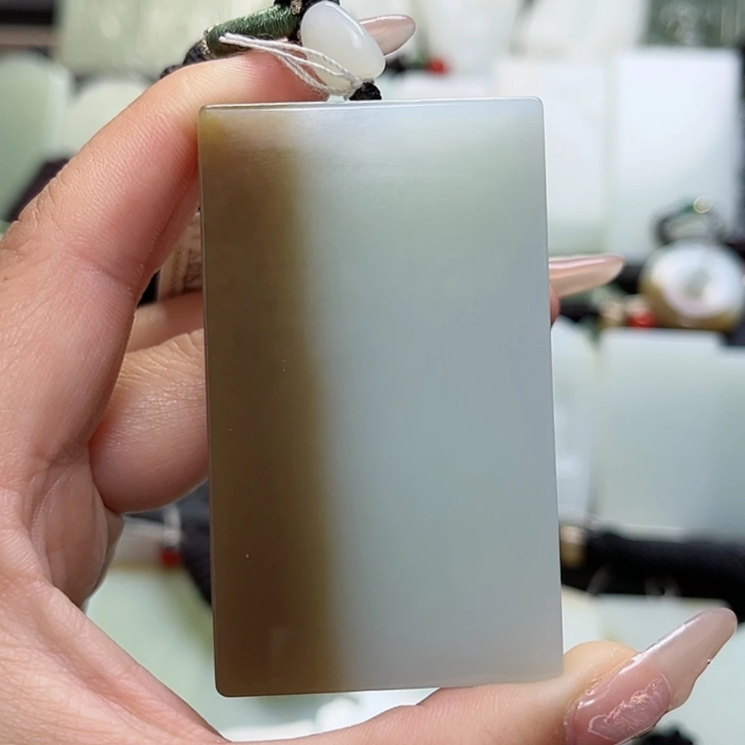 【闪购商品】颈饰未镶嵌和田玉勇***乐