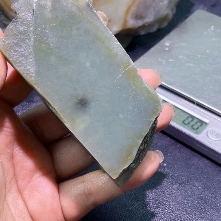 未镶嵌和田玉珠宝半成品