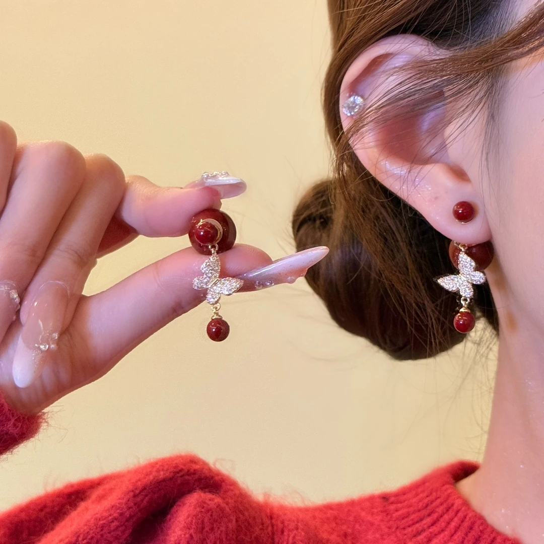 铜合金仿珍珠耳饰 新年蝴蝶珍珠吊坠后挂式耳钉本命年红色耳环女