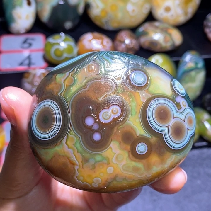 玛瑙/玉髓玛瑙吊坠未镶嵌