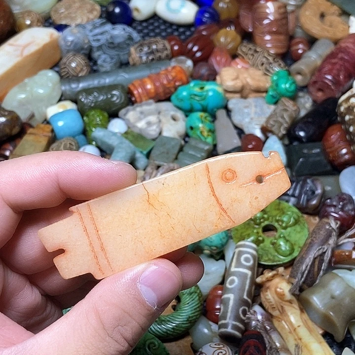 和田玉未镶嵌颈饰160