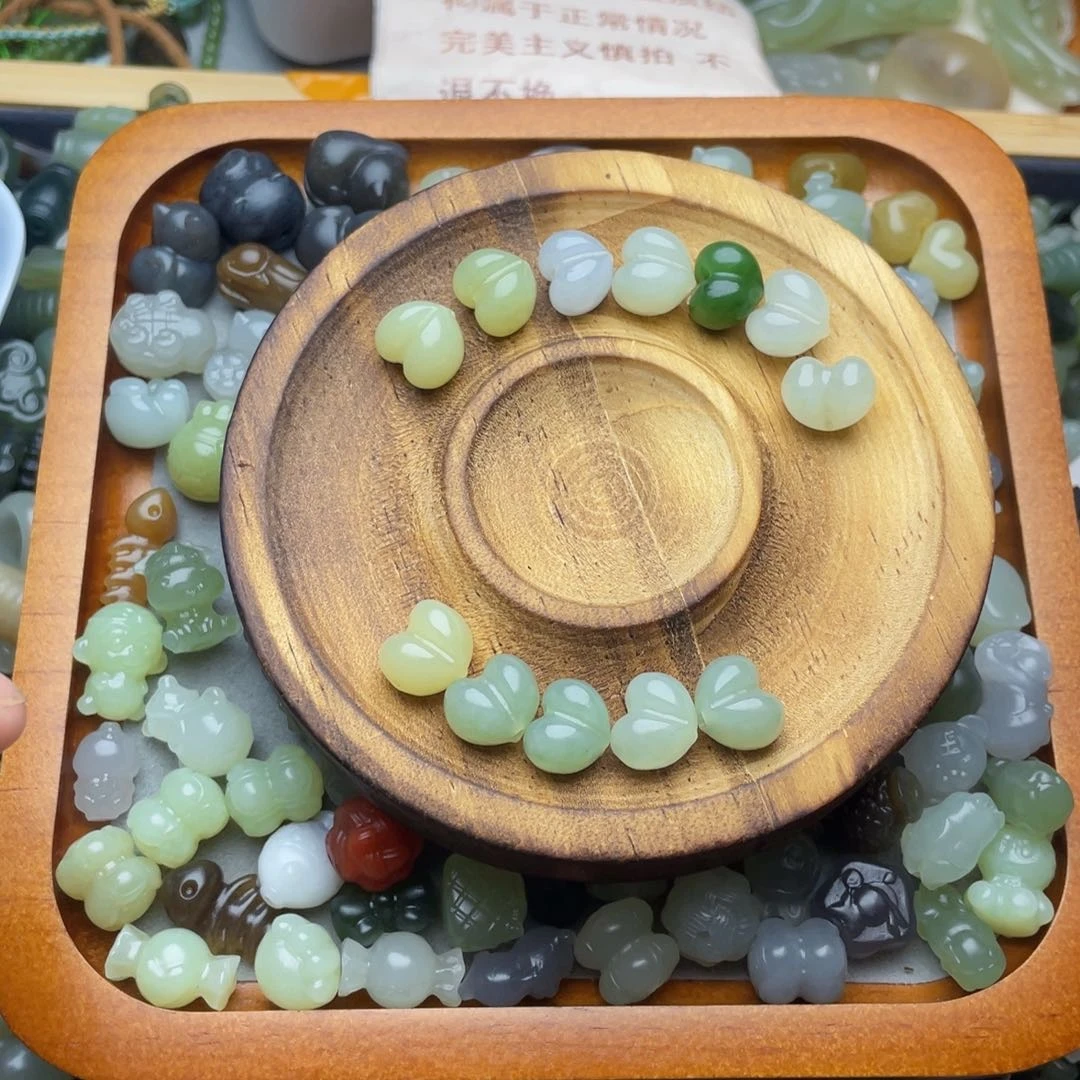 手链未镶嵌和田玉（糖玉）?****?