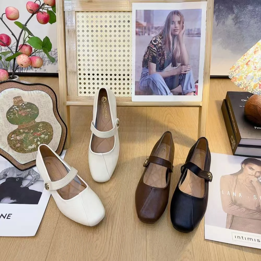 1010新款圆头矮跟山茶花舒适百搭时尚小单鞋