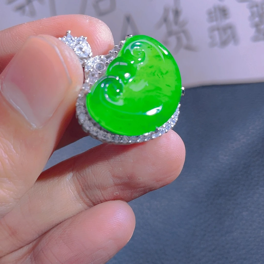 翡翠颈饰银S925镶嵌9999999999