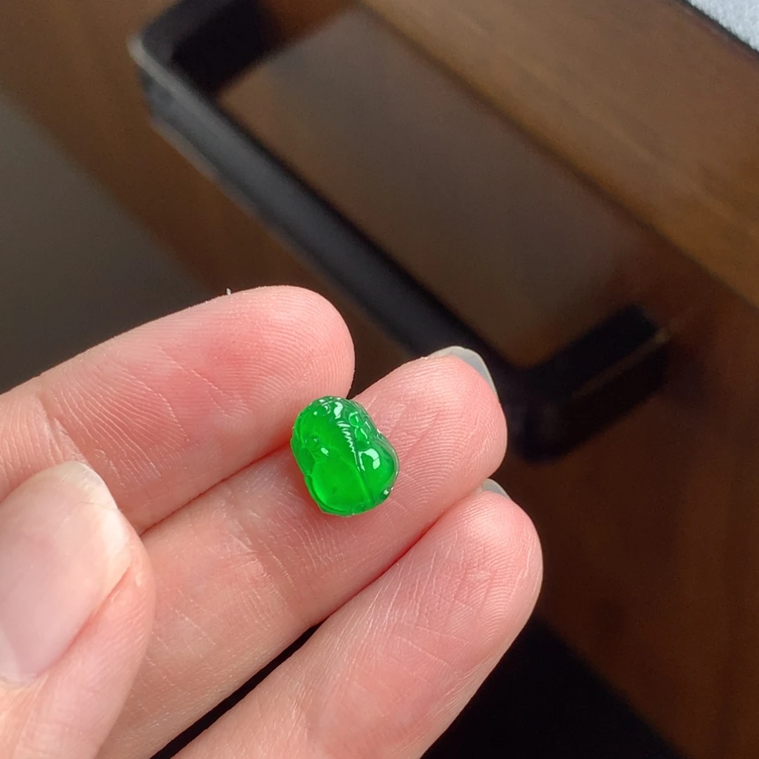 翡翠戒指未镶嵌高冰绿貔貅