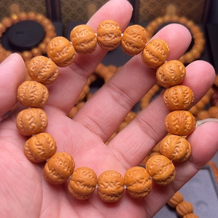 猴头核桃吊坠八棱