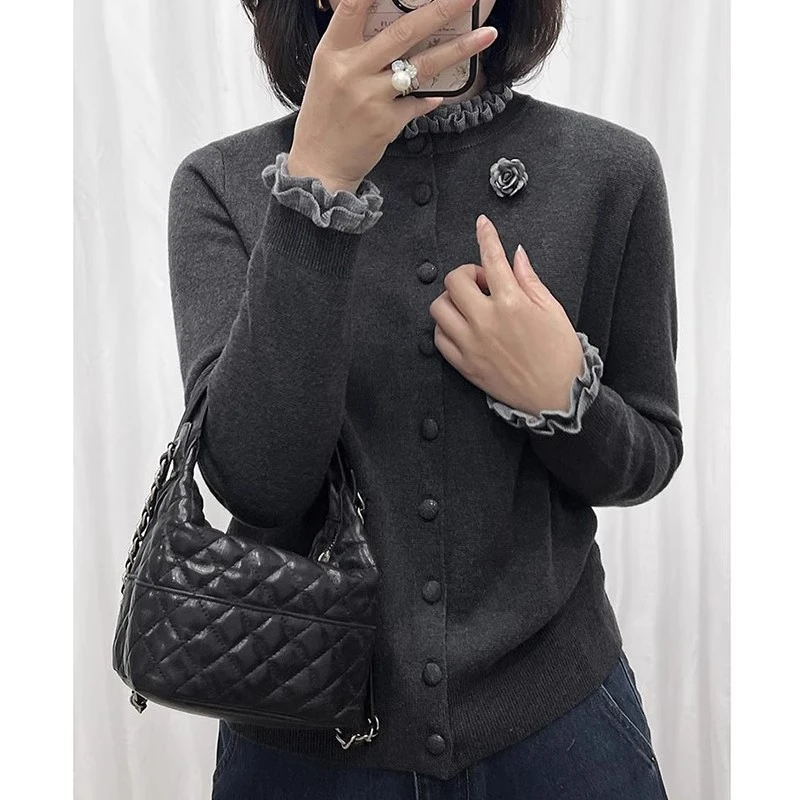 慵懒风撞色花边领针织开衫外套女秋冬宽松软糯毛衣新款入秋衣服