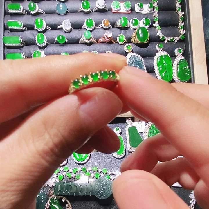 未镶嵌戒指翡翠5