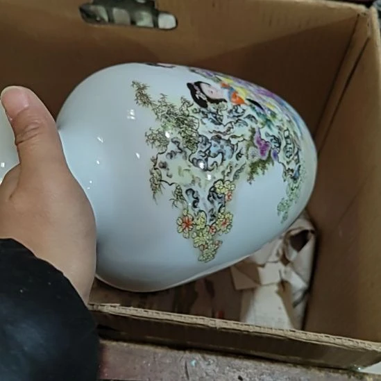 *****陶瓷精美摆件（不退换）
