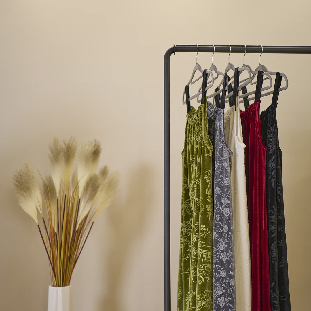 【PANI大码375-390-430】2024秋冬洋气百搭显瘦设计款连衣裙