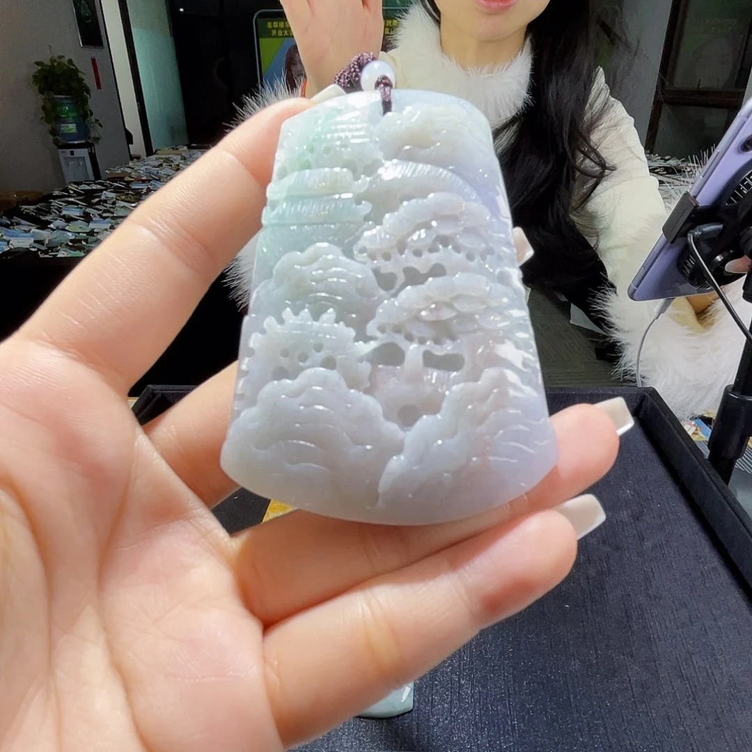 颈饰未镶嵌翡翠一