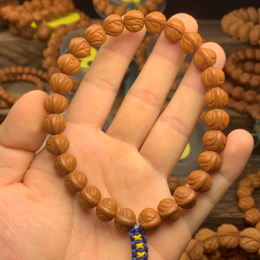 【闪购商品】桃核吊坠@****！11玉龙脊