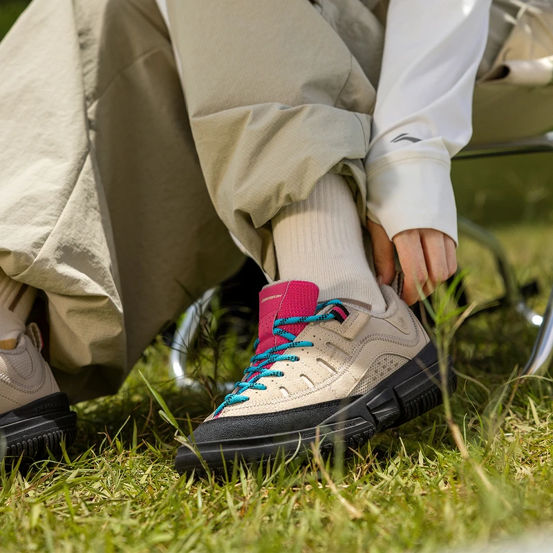 李宁CF溯林川lite女子缓震回弹防滑复古户外休闲鞋AHCU018-B品