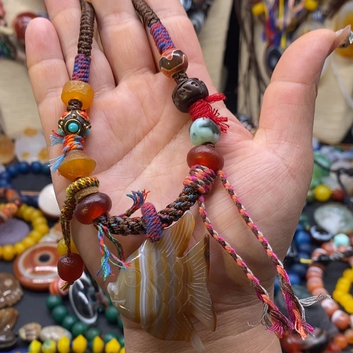 玛瑙/玉髓颈饰未镶嵌