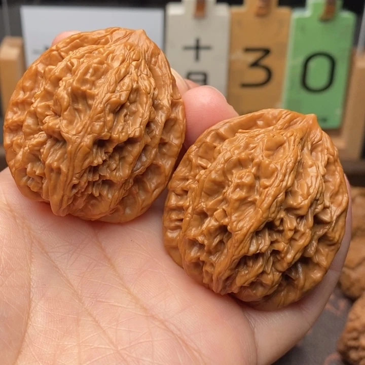 把件文玩核桃虎头43
