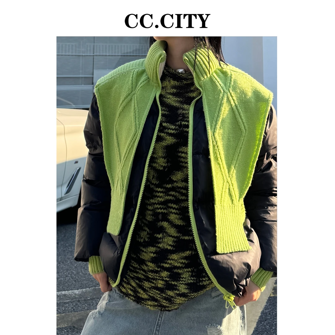 【蔡丽丽&添羽】时尚洋气高级重工毛衣拼接羽绒服30001