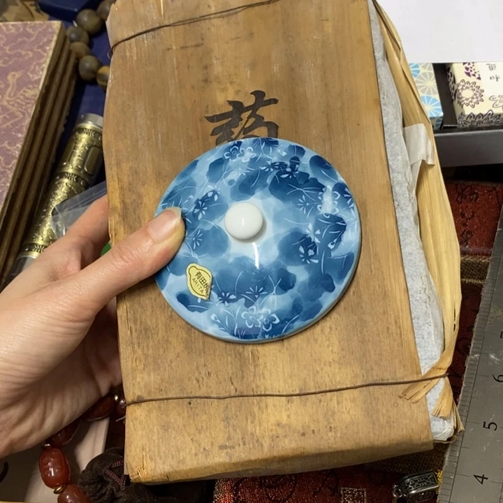 摆件不****?中古工艺品一件