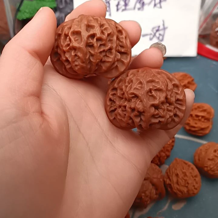 文玩核桃吊坠宫灯