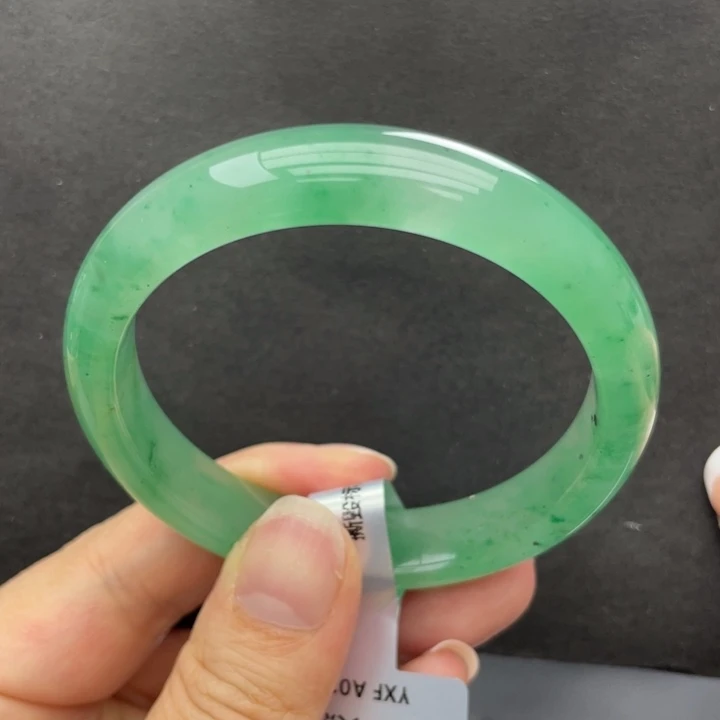 石英质玉未镶嵌手镯53