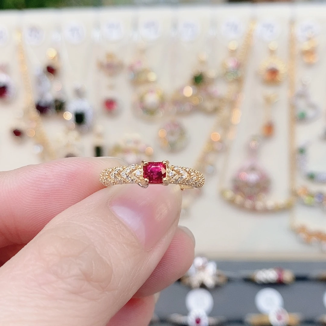 戒指银S925镶嵌尖晶石