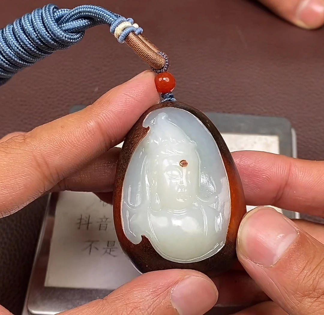 p1.18和田玉挂件多样性拍一发一未镶嵌50