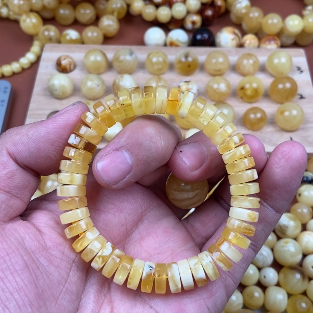 蜜蜡裸石未镶嵌十*三蜜蜡