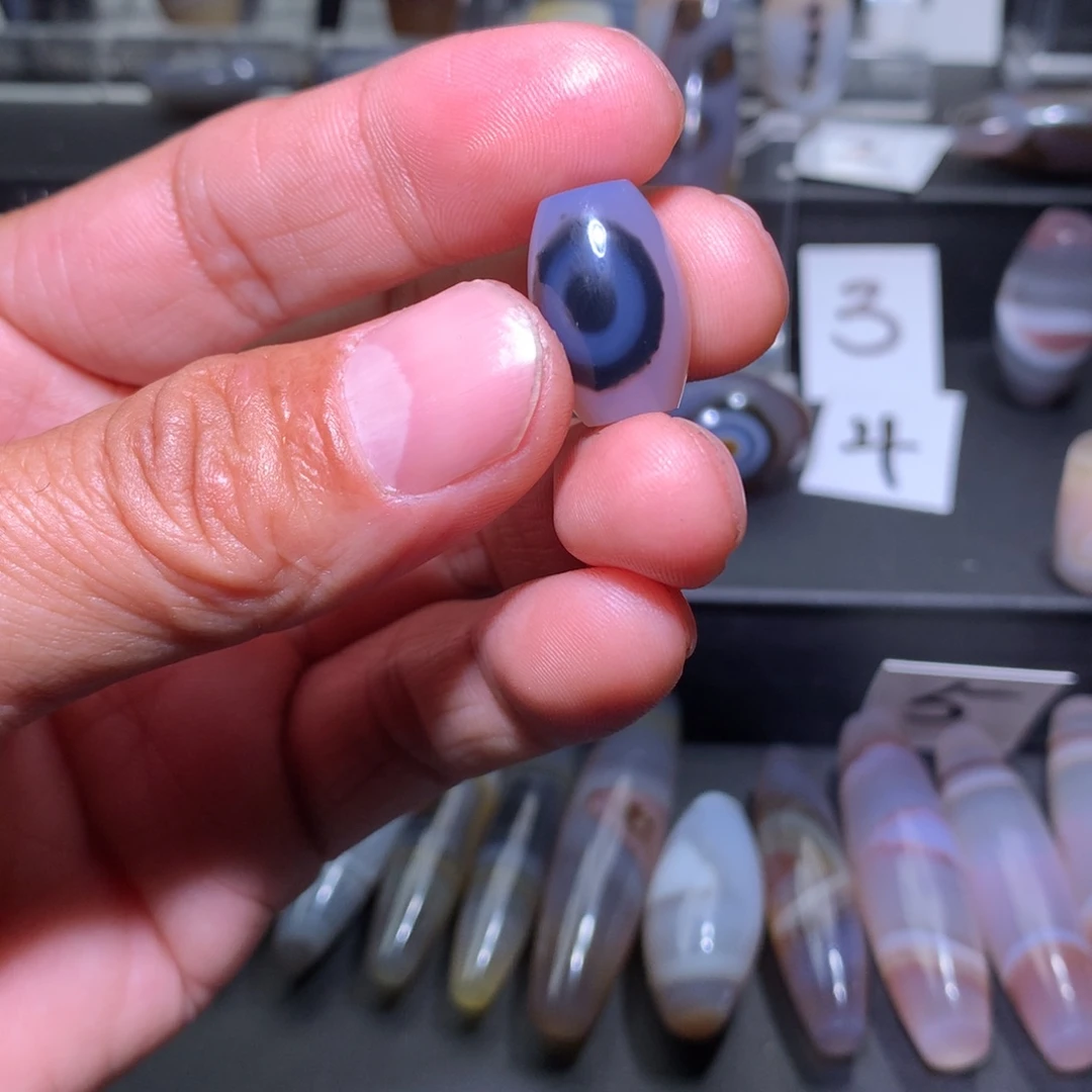 西***游玛瑙/玉髓未镶嵌颈饰